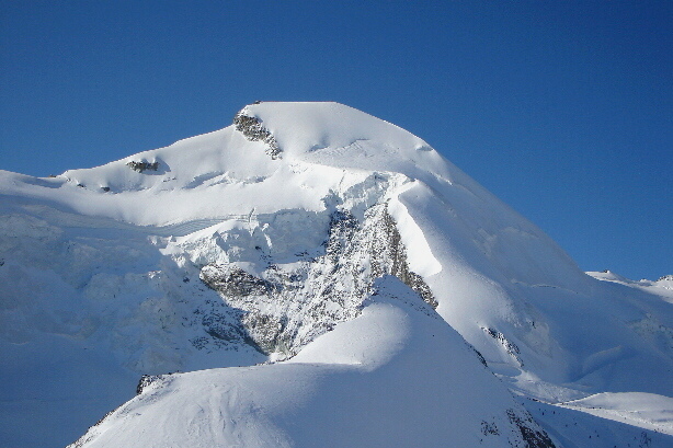 Allalinhorn (4027m) from Mittelallalin