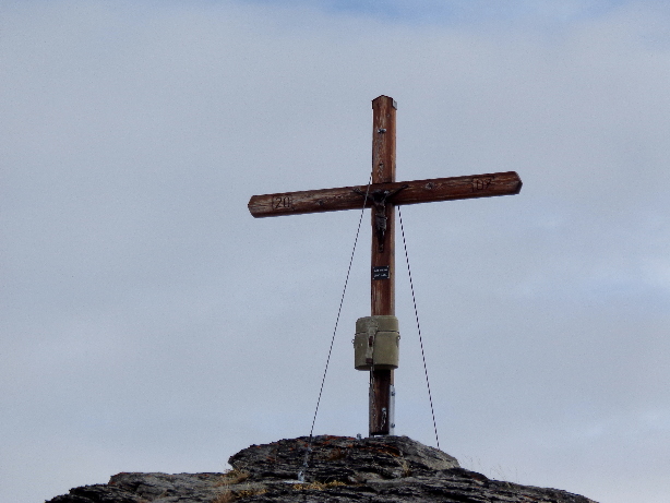 Alte Gemmi - summit cross (2778m)