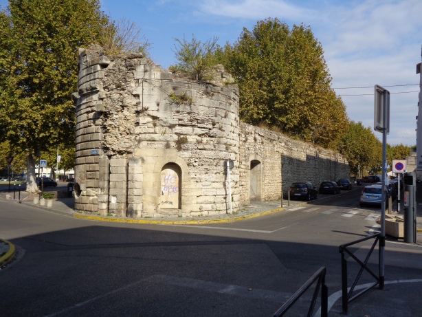 Townwall nearby Rue Marius Jouveau