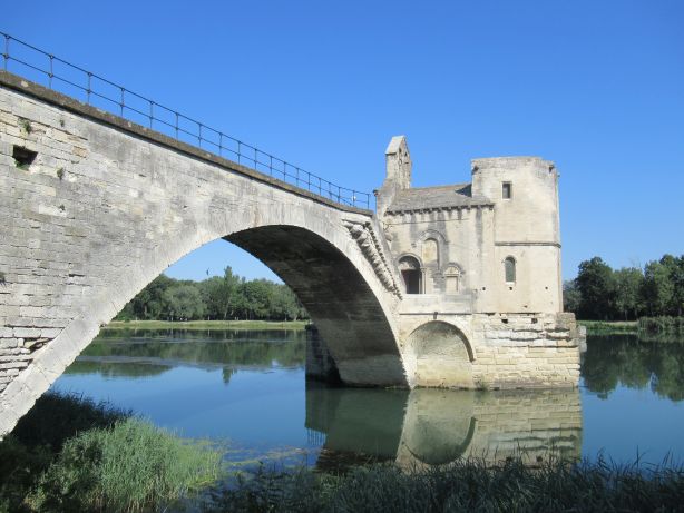 Brücke / Pont Saint-Bénézet / 'Le Pont d'Avignon'