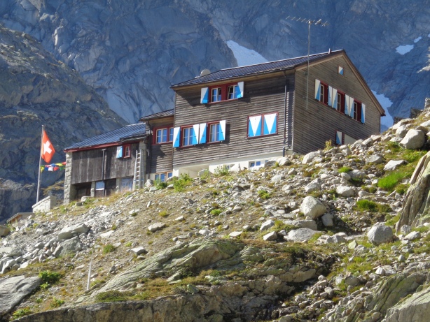 Bächlital hut (2330m)