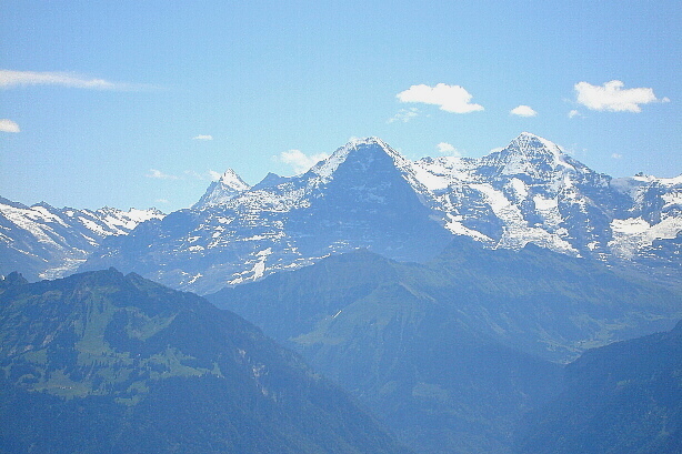 Finsteraarhorn (4272m), Eiger (3970m), Mönch (4107m)