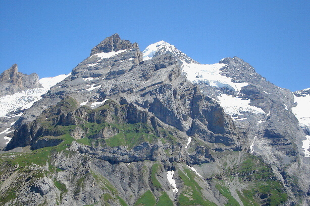 Blümlisalp Rothorn (3297m), Blümlisalphorn (3660m), Oeschinenhorn (3486m)