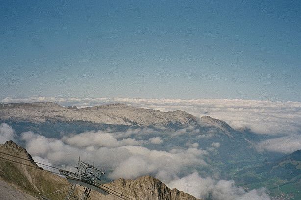Blick Richtung Zentralschweiz übers Nebelmeer