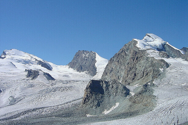 Strahlhorn (4190m), Rimpfischhorn (4199m) und Allalinhorn (4027m)