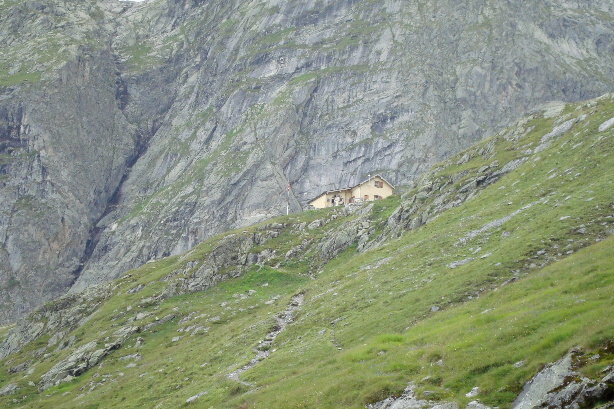 Punteglias hut (2311m)