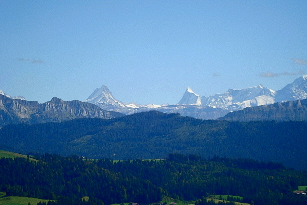 Schreckhorn (4078m), Finsteraarhorn (4272m), Fiescherhörner (4049m)