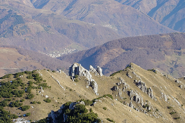 View down to the Italian side  (Val Cavargna)