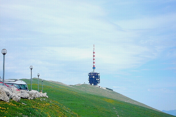 Der Gipfel vom Chasseral (1607m) mit Fernsehturm