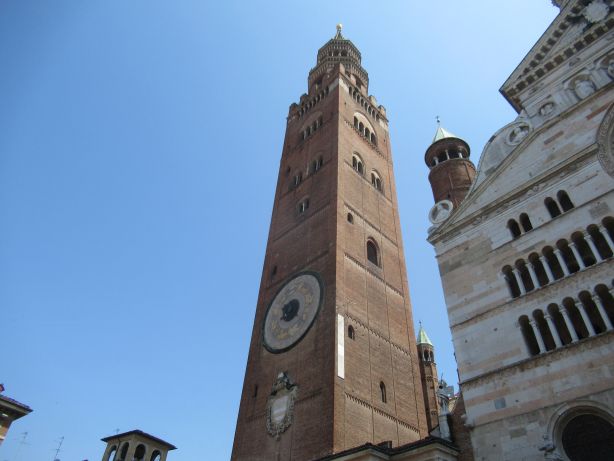 Torrazzo / Clock-tower of the cathedral