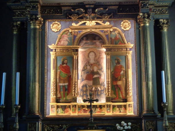 Inside of church / Santuario della Madonna della Neve