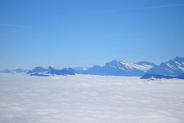 Titlis (3238m), Schwarzhorn (2928m), Wetterhorn (3692m), Bärglistock (3656m)