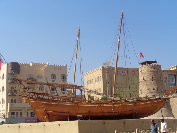 Ship (Dhau) ahead of Dubai Muesum