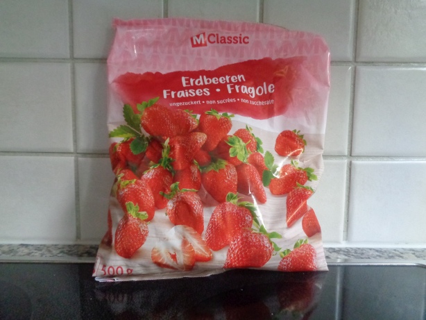 1 kilo of strawberries