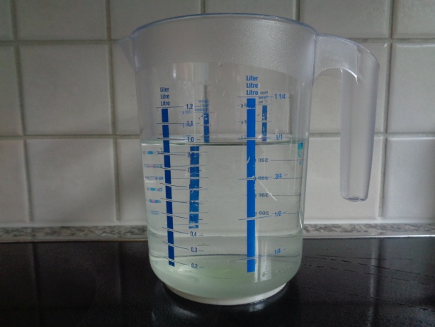 1 Liter Wasser