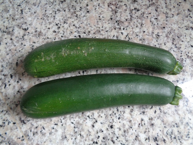2 zucchinis