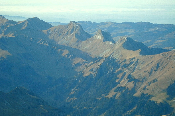 Bürglen (2165m), Gantrisch (2175m), Nünenenfluh (2102m), Chrummfadenfluh (2074m)