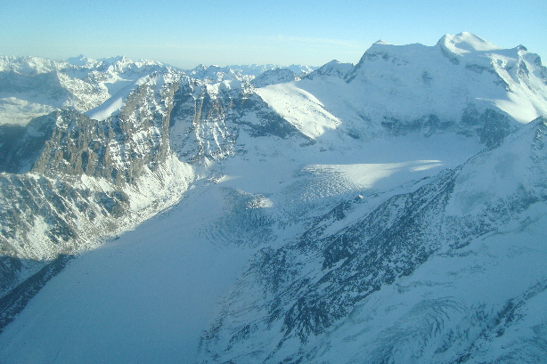 Grand Combin (4314m), Tournelon Blanc (3700m)