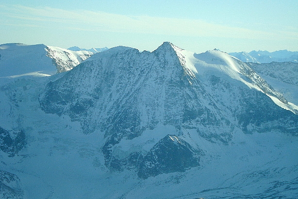 Mont Blanc de Cheilon (3870m)