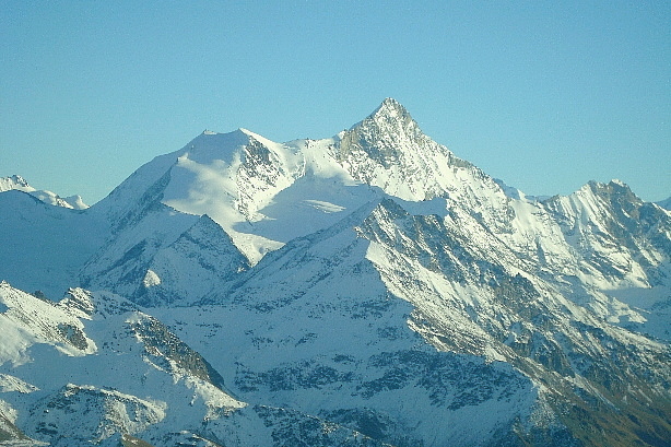 Bishorn (4153m) und Weisshorn (4506m)