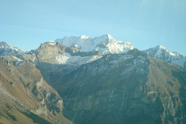 Blüemlisalp (3660m), Fründenhorn (3369m), Zallershorn (2743m)