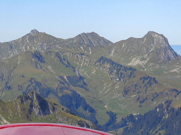 Ochsen (2188m), Bürglen (2165m), Gantrisch (2175m)