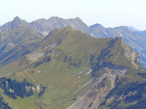 Augstmatthorn (2137m), Suggiture (2085m), Brienzer Rothorn range