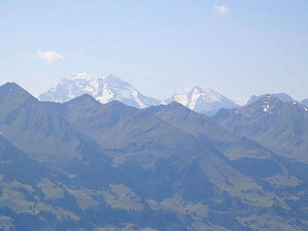 Balmhorn (3699m), Altels (3624m), Rinderhorn (3448m), Niesenkette