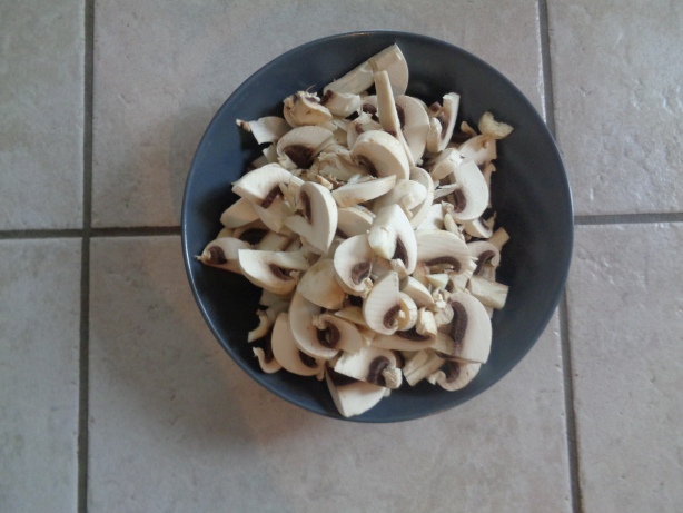 Cut the mushrooms into pieces