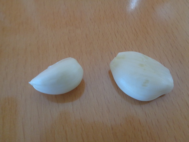 Peal the garlic cloves