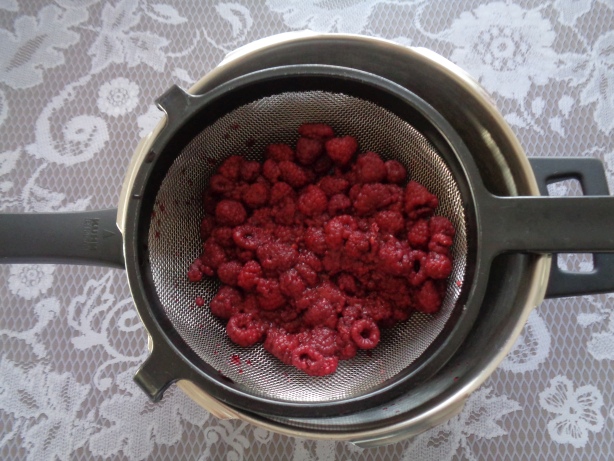 Filter the raspberries from the wine