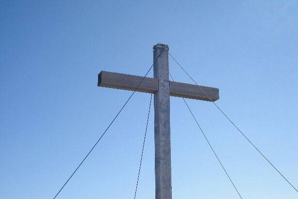 Summit cross of Hochstollen (2480m)