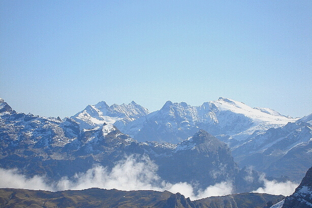 Stucklistock (3313m), Sustenspitz (2931m), Tällistock (2580m), Sustenhorn (3503m)