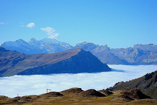 Gspaltenhorn (3436m), Blüemlisalp (3660m), Männlichen (2343m), Schilthorn (2970m)