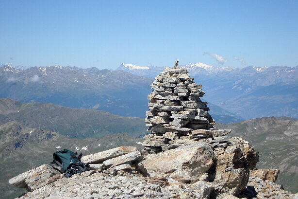 Secondary summit of Hübschhorn (3187m)