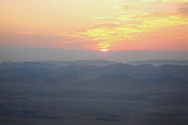 Sonnenaufgang am Ramonkrater (Machtesch Ramon)