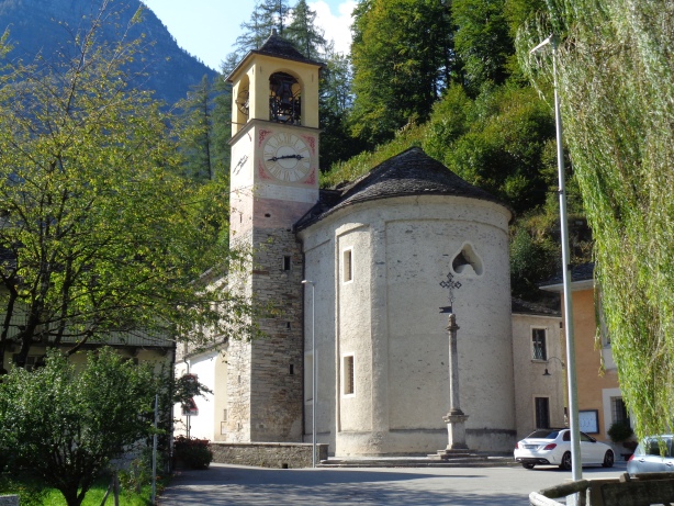Kirche / Chiesa di Santa Maria degli Angeli - Brione (Verzasca)