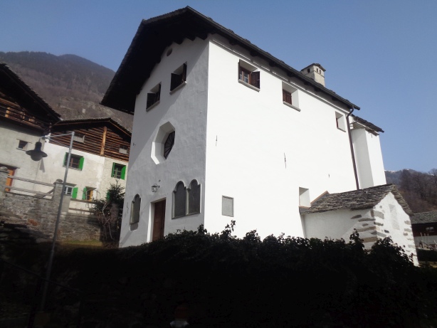 Kirche / Chiesa di San Giovanni - Castasegna