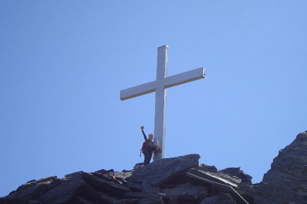 Summit cross of Mittaghorn (3143m)