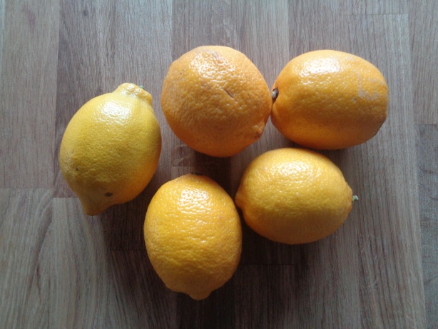 5 Bio-Zitronen (etwa 1 Kilo)