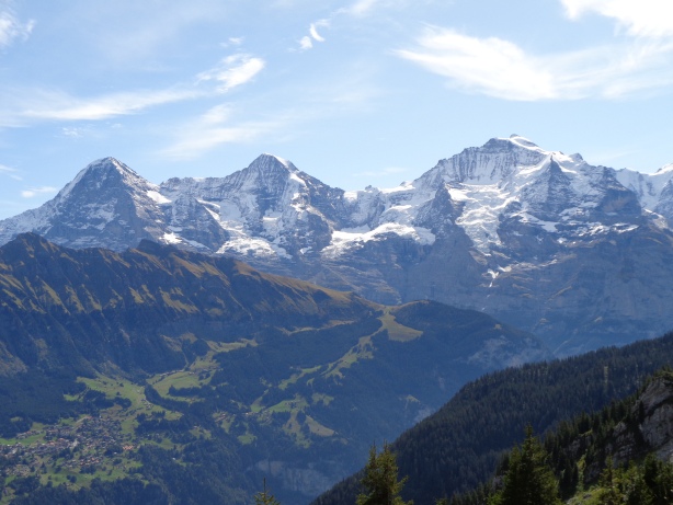 Eiger (3970m),  Mönch (4107m) und Jungfrau (4158m)