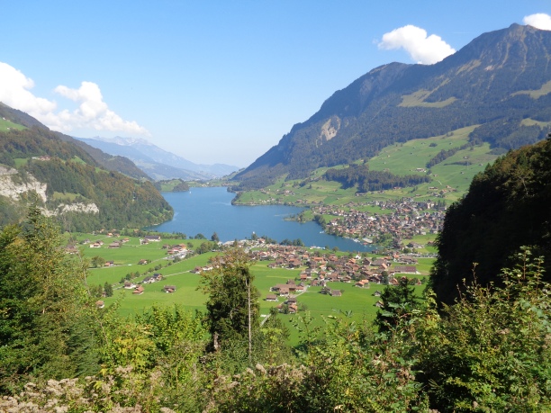Lake Lungern from road to Brünig pass
