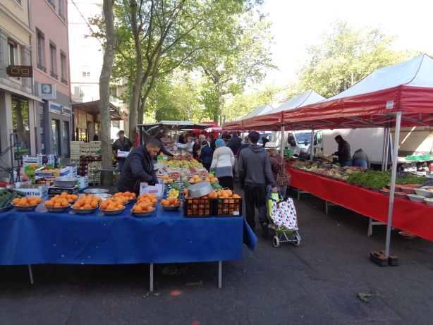 Market in the quarter La Croix Rousse