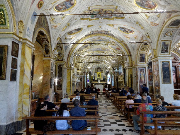 Innenansicht Kirche Madonna del Sasso
