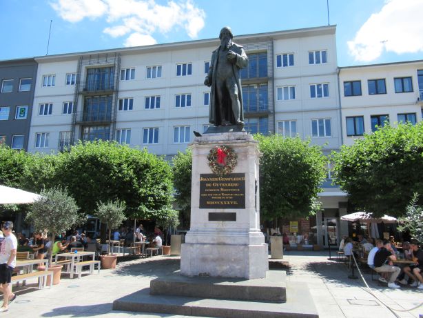Gutenberg Monument on Gutenberg Square