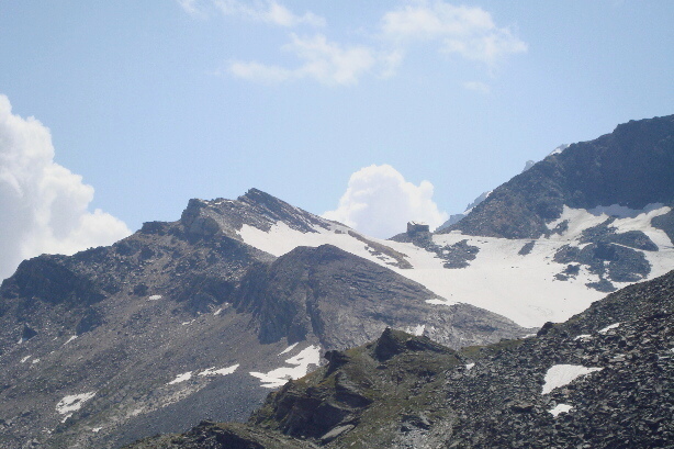 Klein Allalin (3070m) und Britanniahütte (3070m)