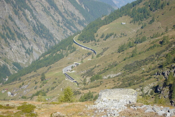 The road to simplon pass