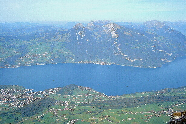 Sigriswilergrat (2051m), Justistal, Niederhorn (1949m), Lake Thun