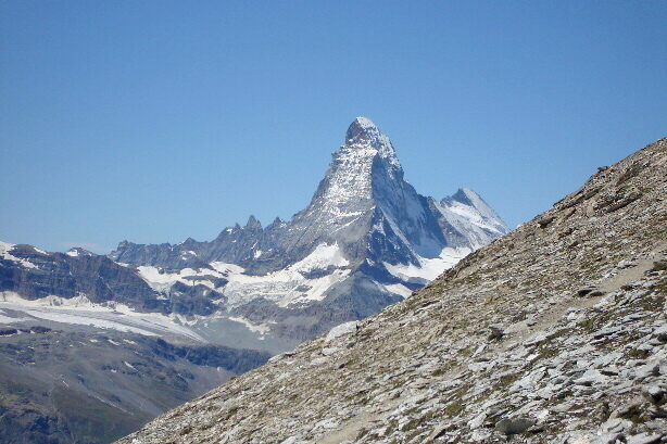 Furgggrat (3491m), Matterhorn (4478m), Dent d'Hérens (4171m)
