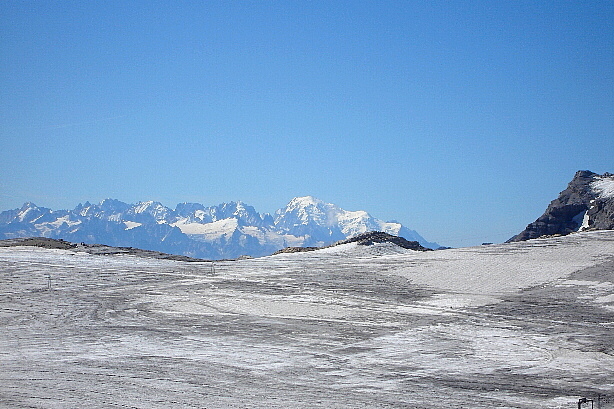 Mont Blanc (4802m) and Tsanfleuron Glacier